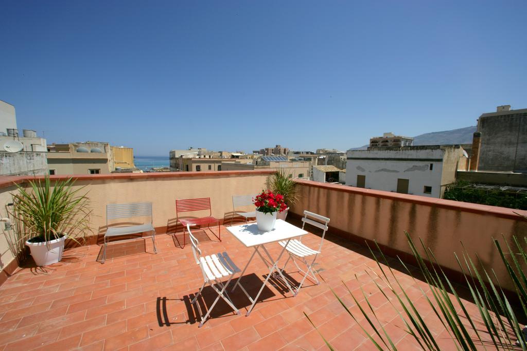 Scudaniglio Apartments Trapani Zimmer foto
